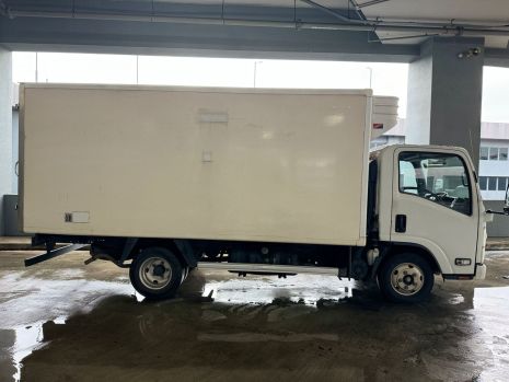 https://www.mycarforum.com/uploads/sgcarstore/data/11/11_1728284804_1WhatsApp Image 2024-10-07 at 2.39.09 PM.jpeg